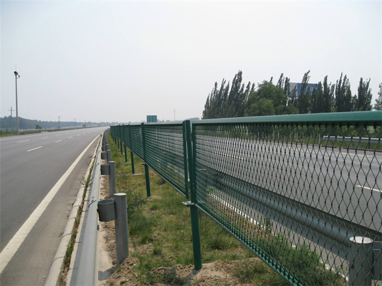 江蘇定制公路防眩網(wǎng)圖片2