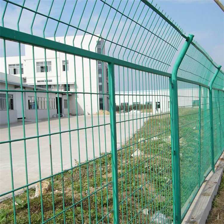 新疆道路護(hù)欄樣式圖片3