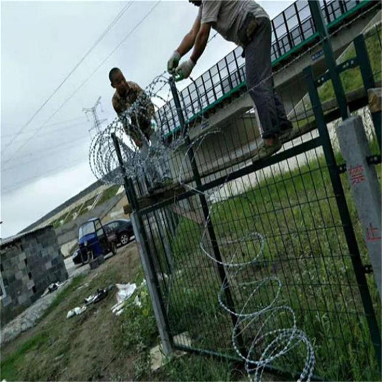 陜西鐵路封閉圍網(wǎng)圖片3