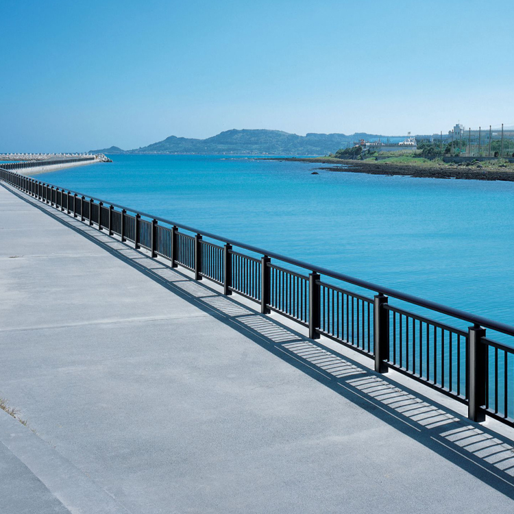 新疆河道護(hù)欄