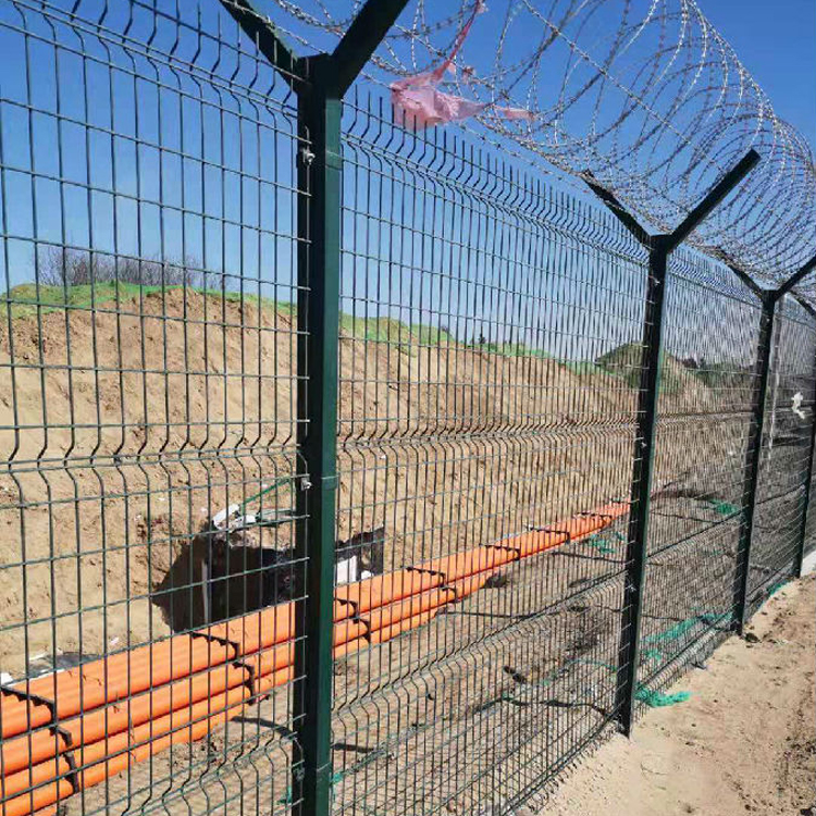 安徽機場綠色金屬網圍界技術指導圖片2